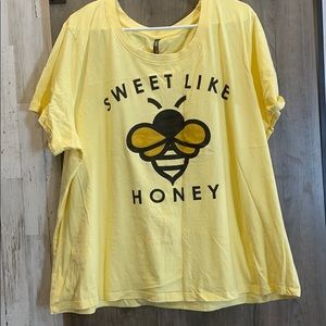 Bee Graphic Tee